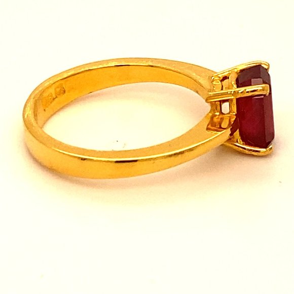 Winza Ruby 2.01ct Solid 22K Yellow Gold Ring - Picture 5 of 8